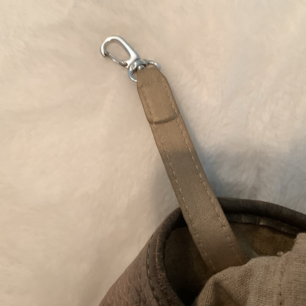 Purse - Picture 5 of 13